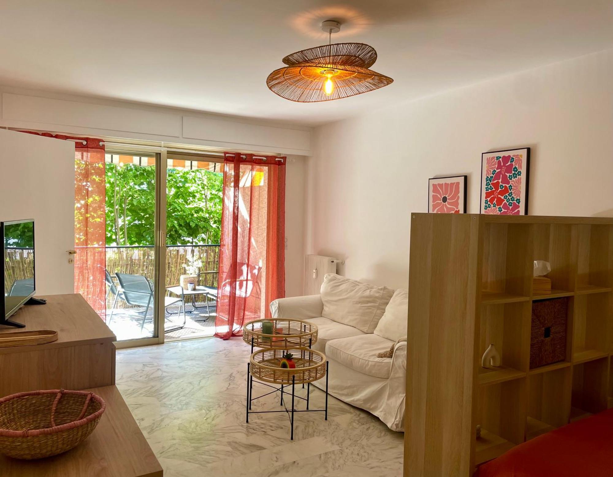Centre Juan Les Pins Studio La Goelette Terrasse Apartment *
