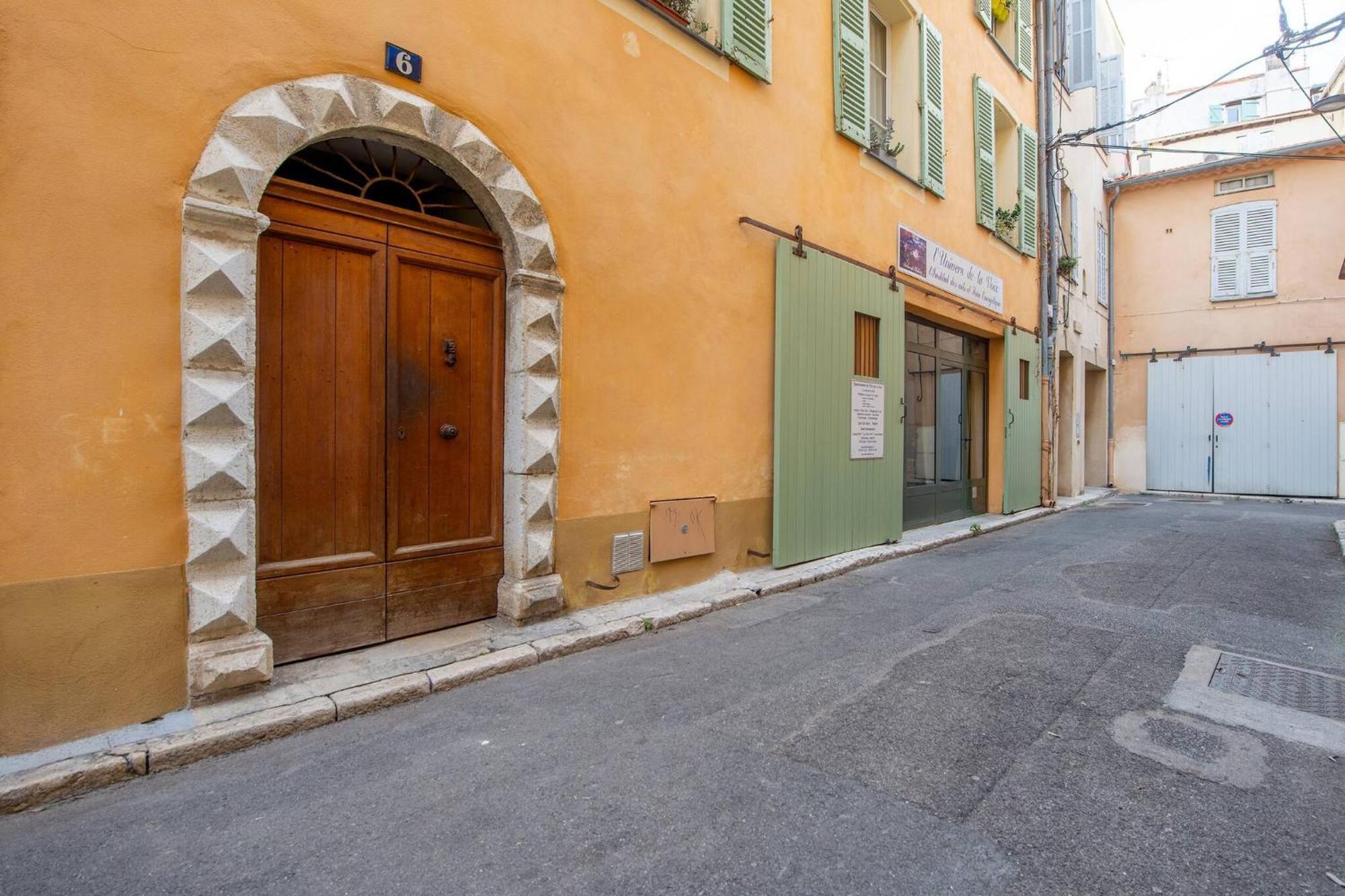 Apartment Elegance Au Coeur Du Vieil 2 Climatisation 6 Personnes *