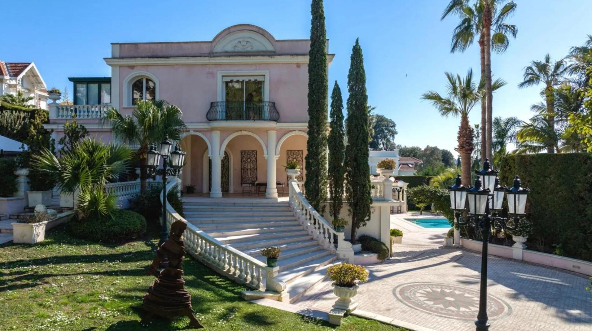 Clementine Villa *