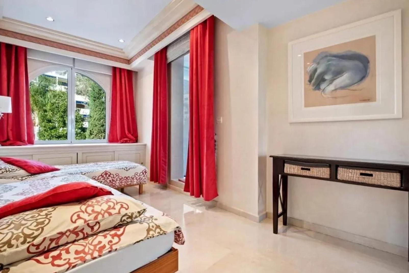 Clementine Villa *