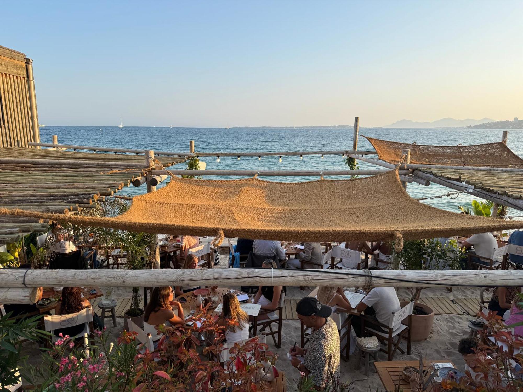 Apartment Cozy 1 Bedroom Juan-les-pins - Walk To Beaches, Restaurants, Old Town Antibes