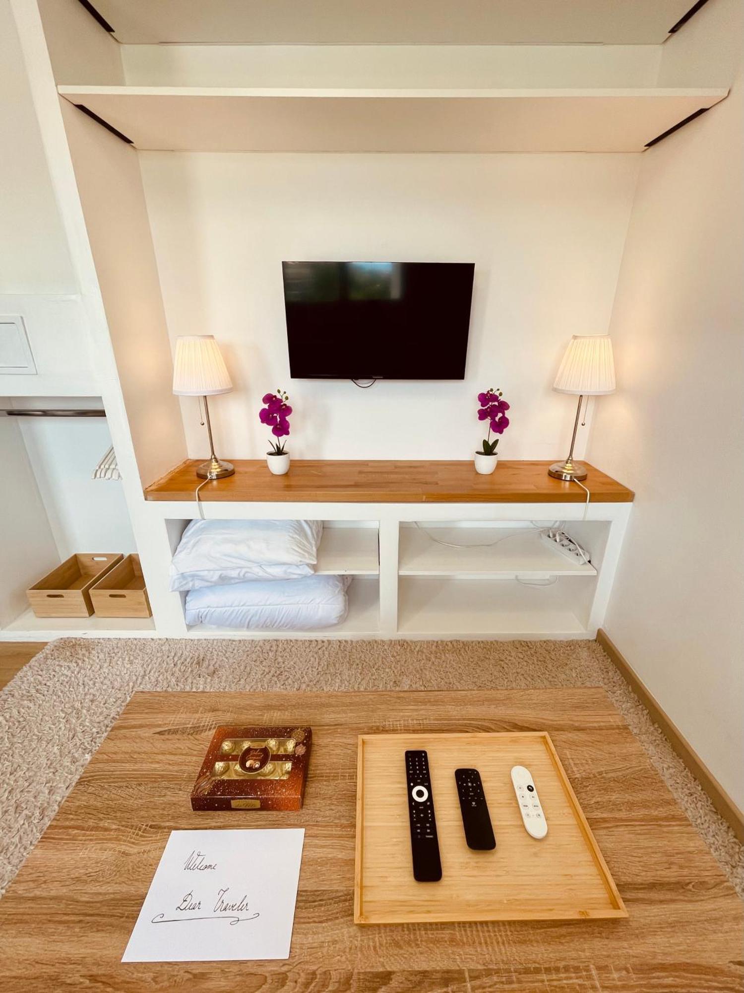 Des Pins Apartment