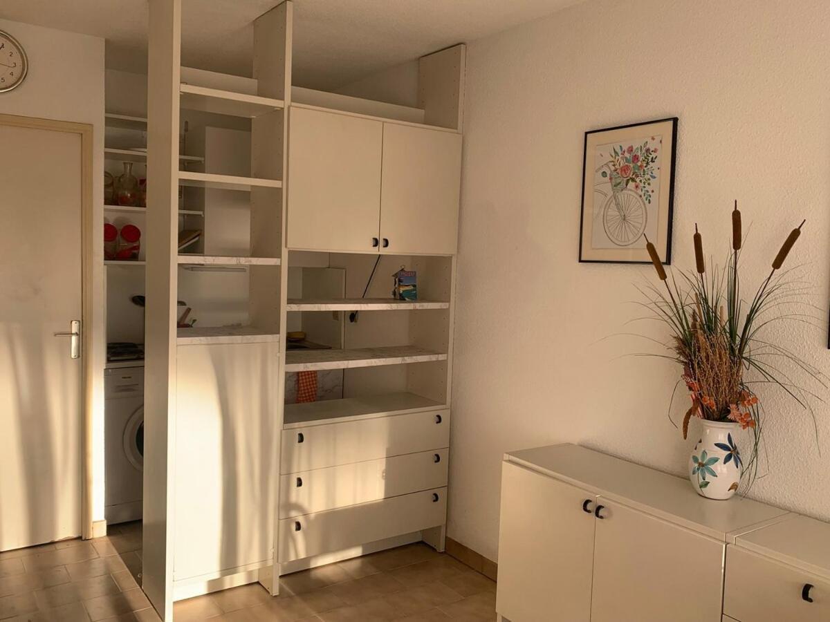 Apartment Antibes, Agreable Familiale En Rez De Jardin -2 Piscines&tennis