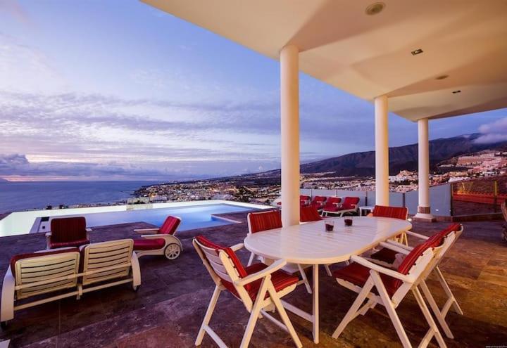 Readhostprofile&scan! Luxury 4-bedroom With Pool *