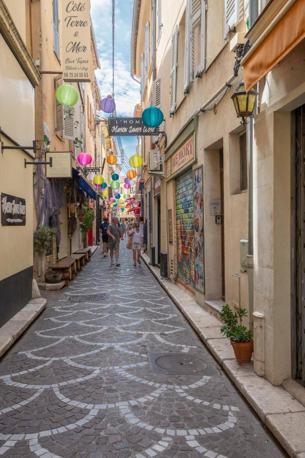 Casa de férias Townhouse With Terrace & Parking In The Heart Of Old *