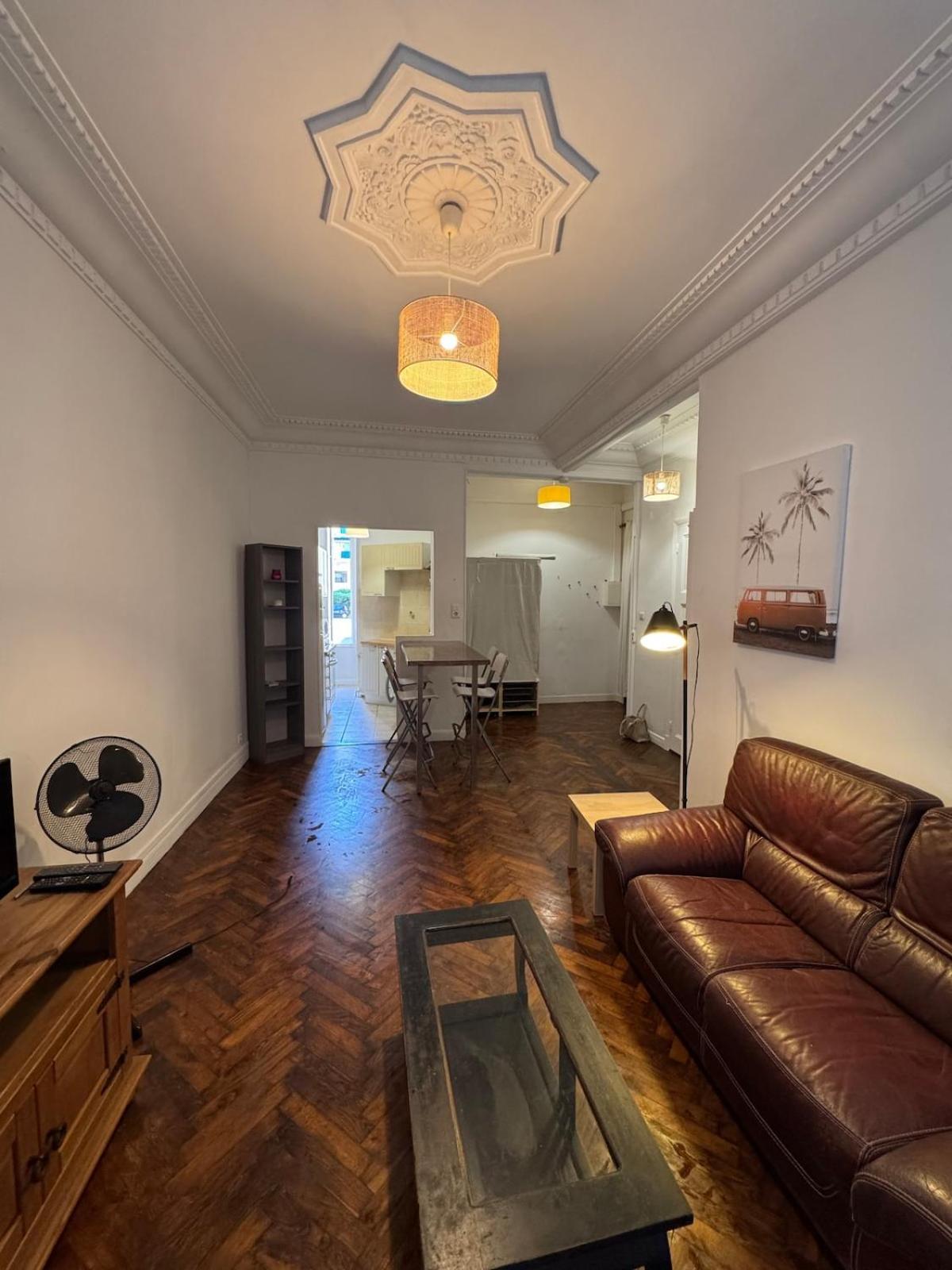 Beau 2 Pieces, Art Deco, Plein Centre Apartamento