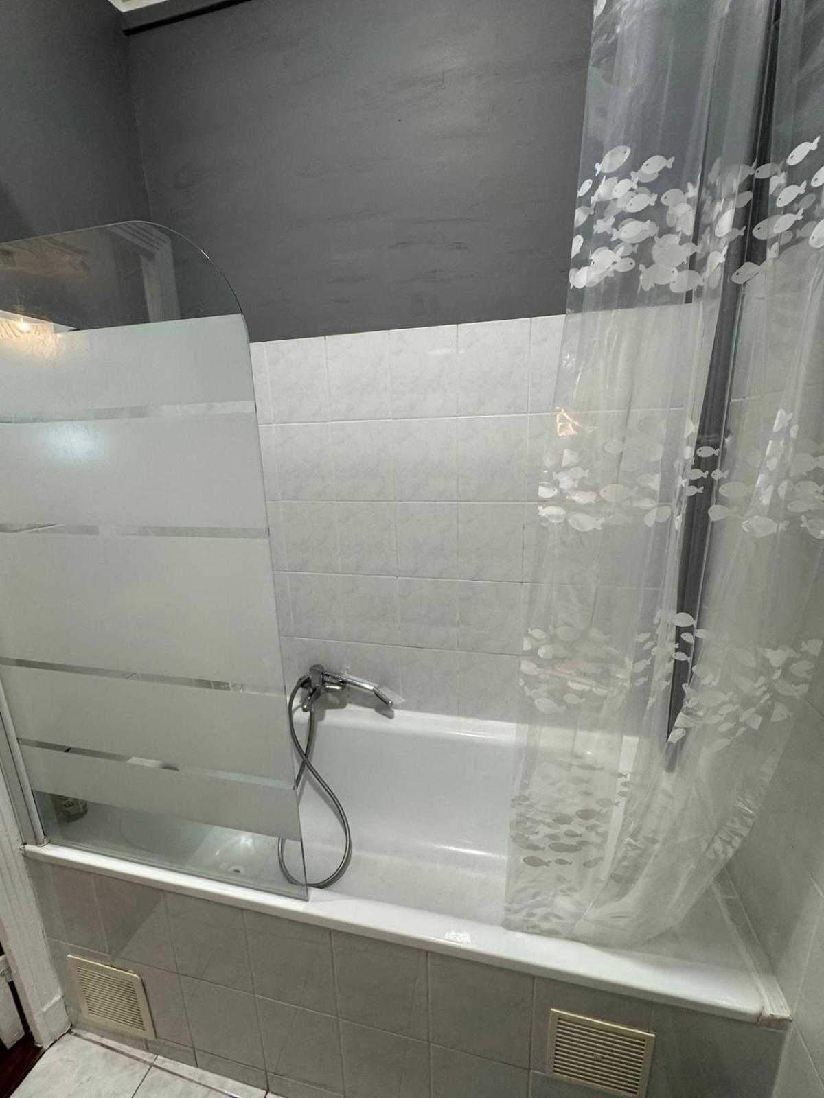 Beau 2 Pieces, Art Deco, Plein Centre Apartamento