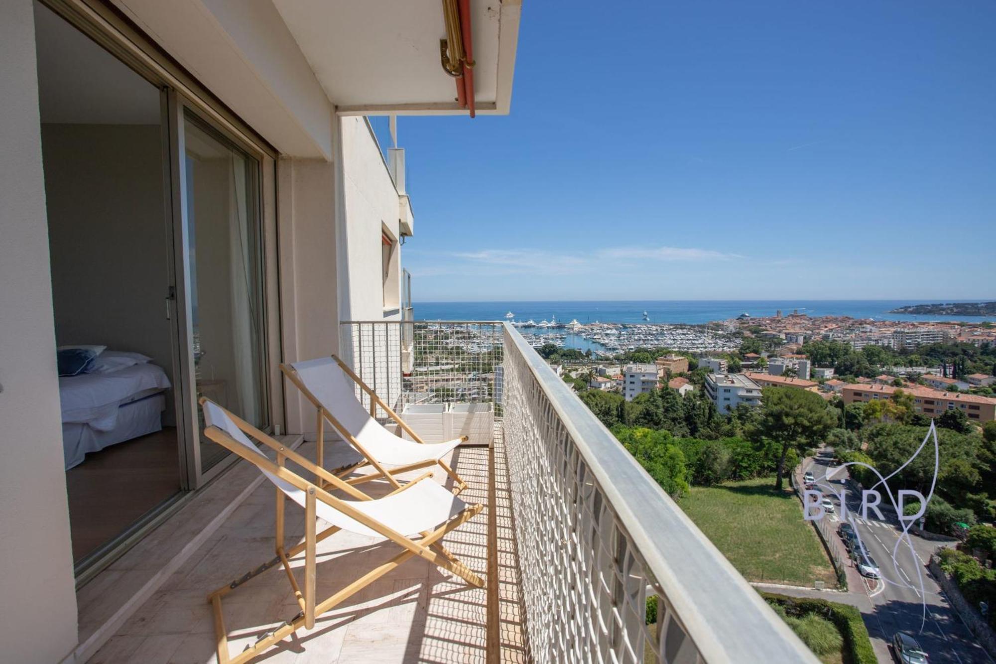 Apartment Smart Flat In Sea View Ac Parking And Pool