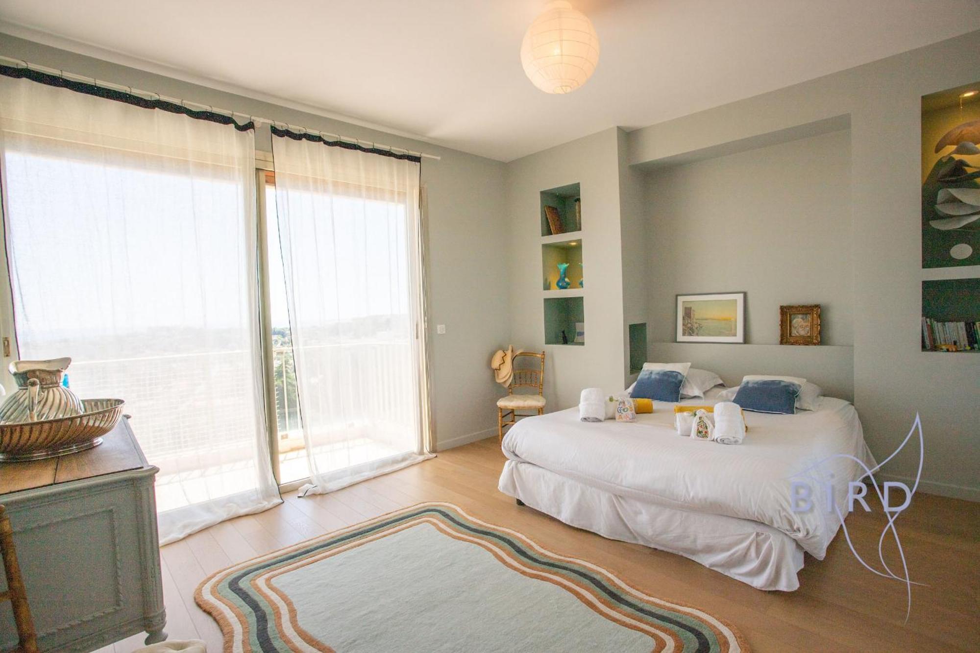 Smart Flat In Sea View Ac Parking And Pool Apartment *