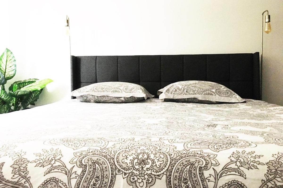 2room With Ac, 3 Min To The Beach, Small Garage * Antibes