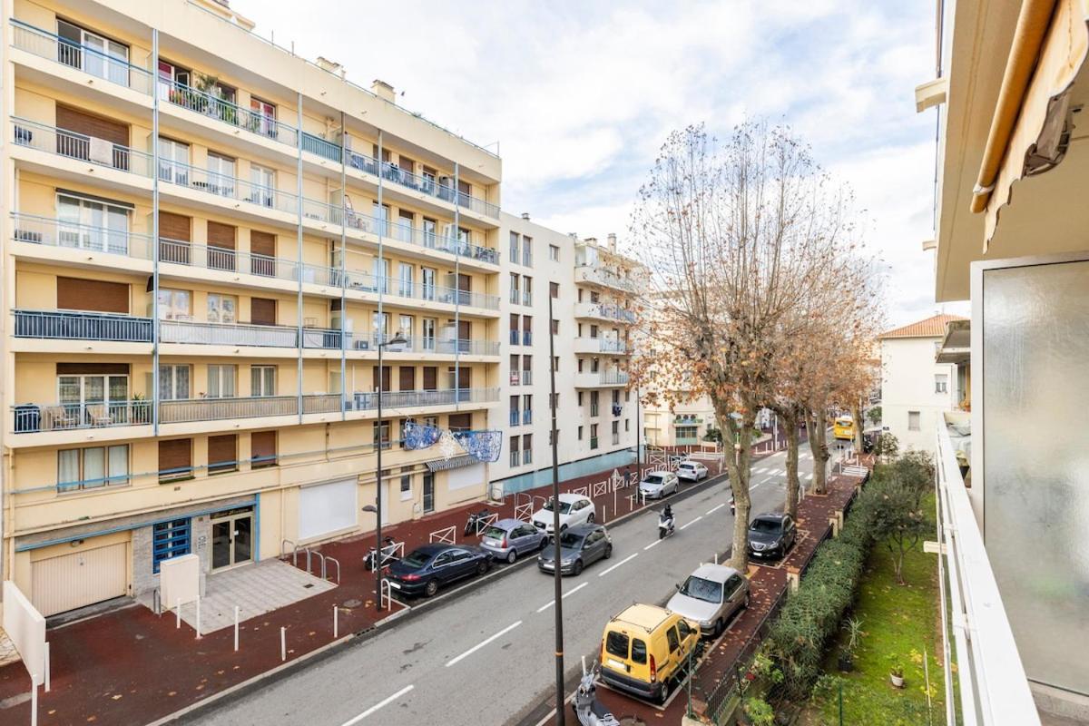 2room With Ac, 3 Min To The Beach, Small Garage Appartement Antibes