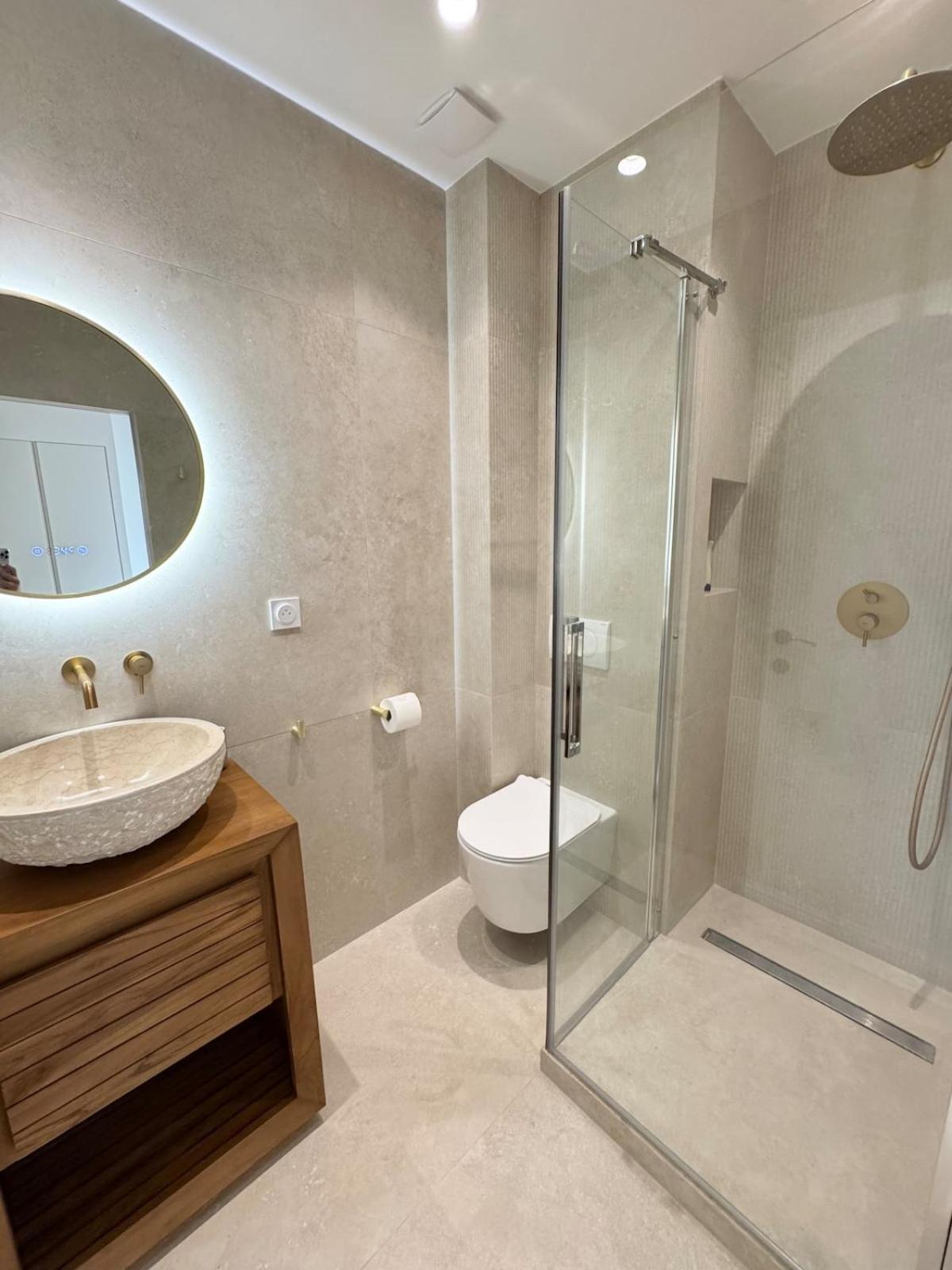 Luxe Et Charme Sur Les Remparts Du Vieil Apartment Antibes