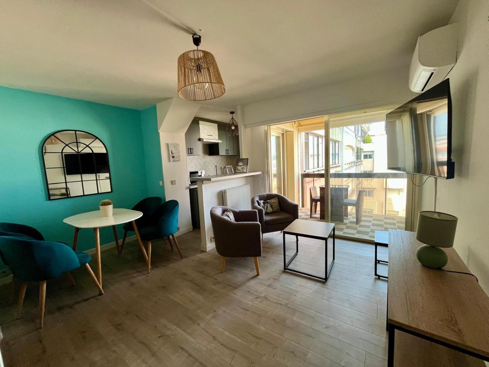 Appartement Center Bay Sky 7 *