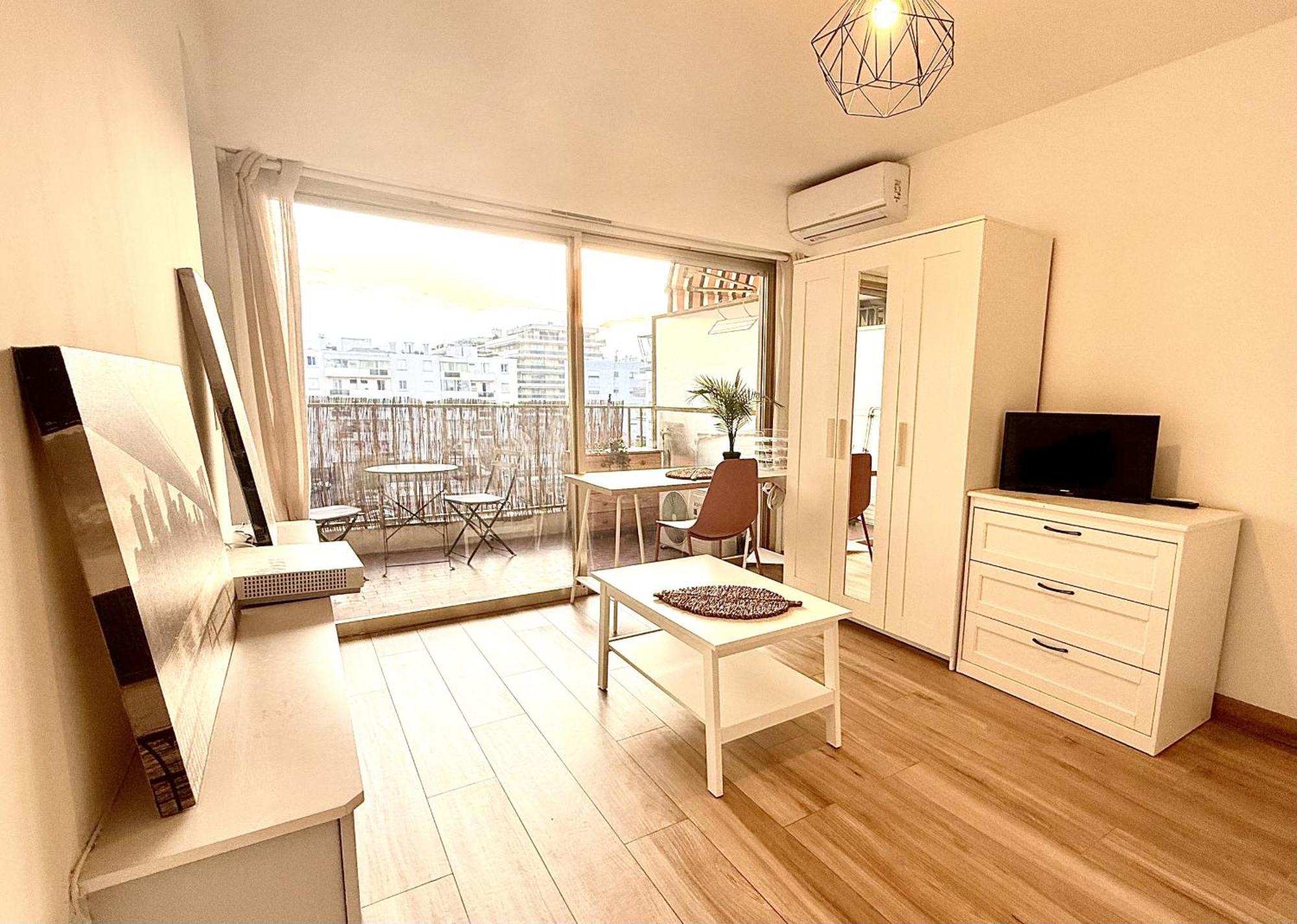 Apartamento Cosy A Juan Les Pins Antibes