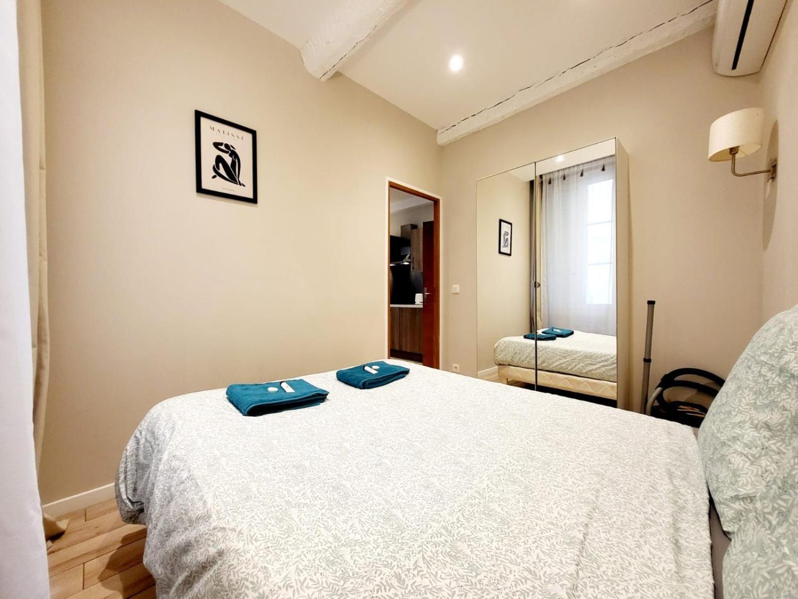Le Sade 1er Et Le Sade 2nd - 2 Au Coeur D'antibes Appartement *