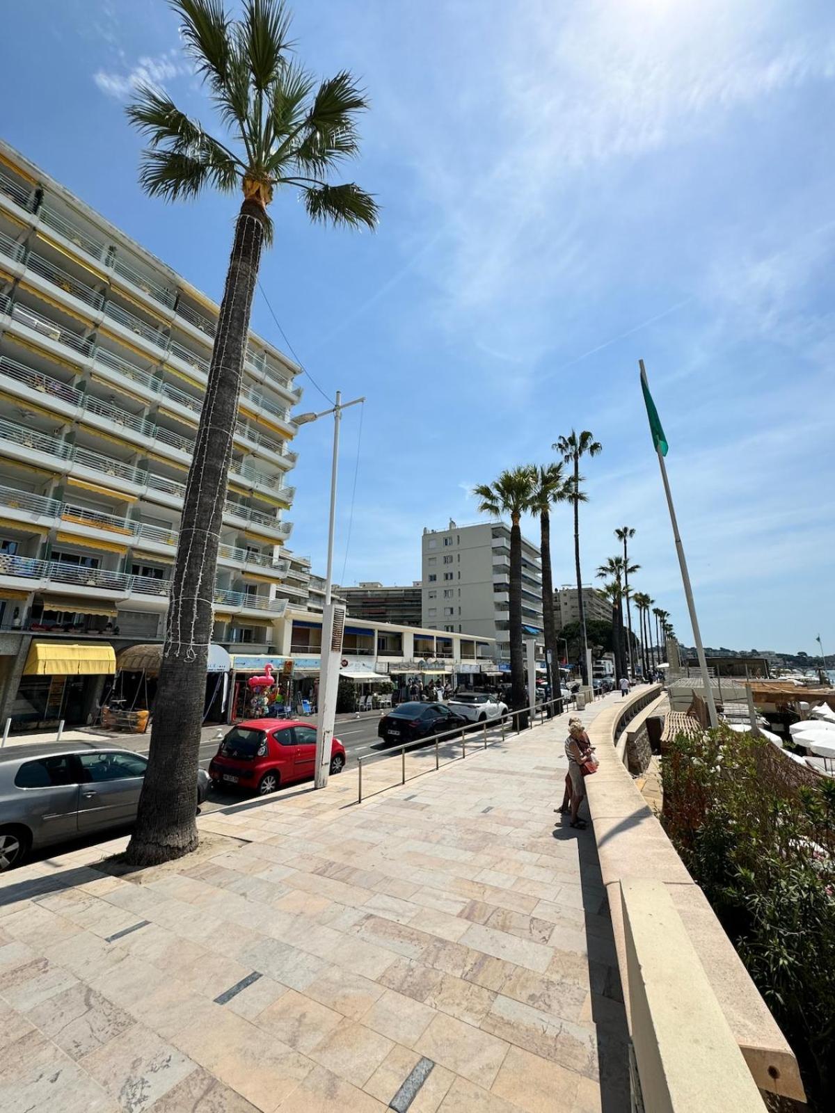 Apartment Mickael - De Standing 4 Prs - A 300m