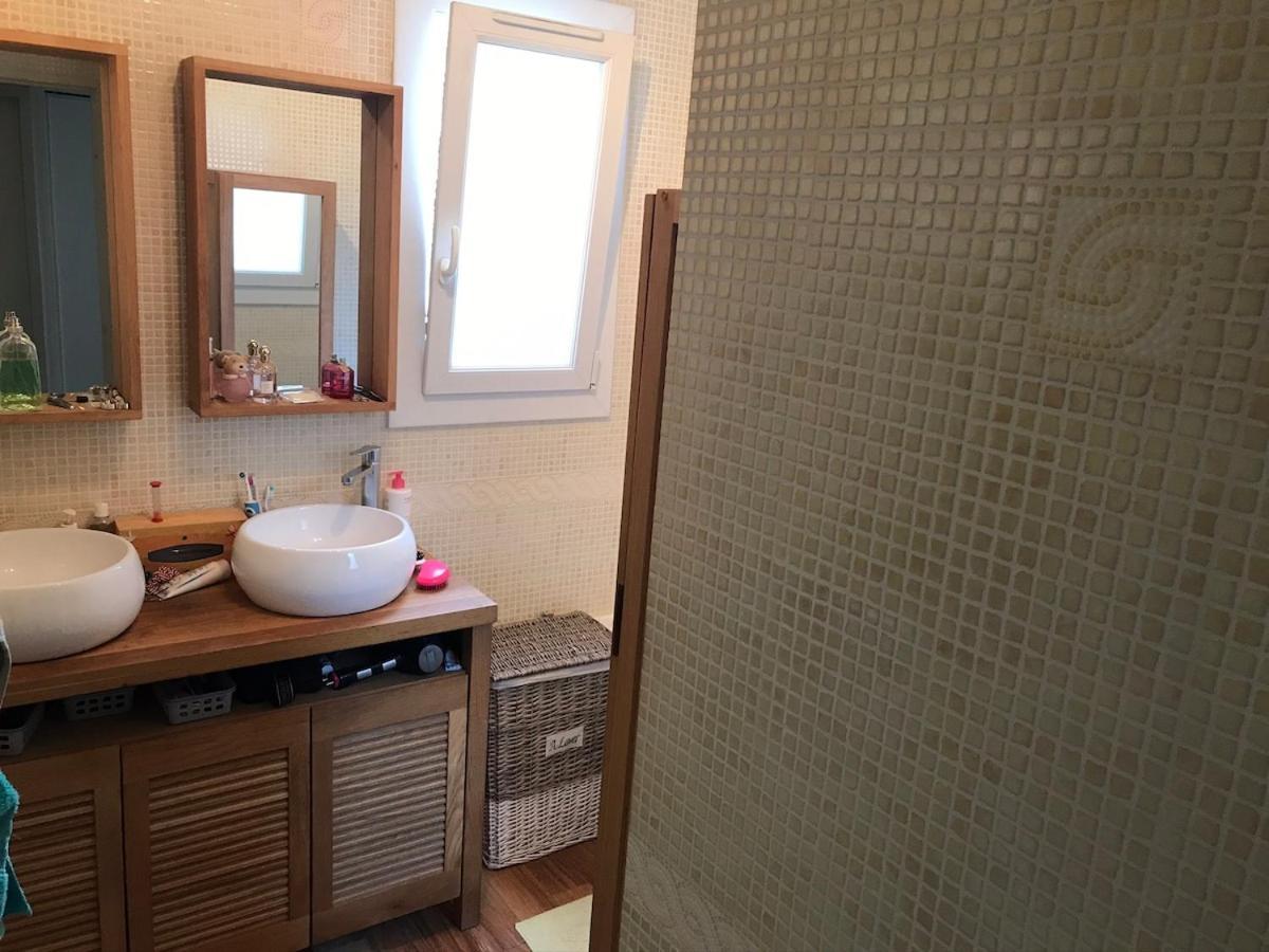 Maison Chaleureuse, Au Calme, Proche De Tout, Avec Piscine Privee Villa