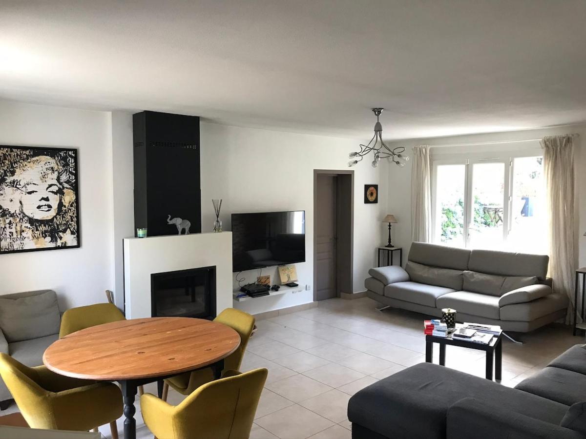 Maison Chaleureuse, Au Calme, Proche De Tout, Avec Piscine Privee Villa Antibes