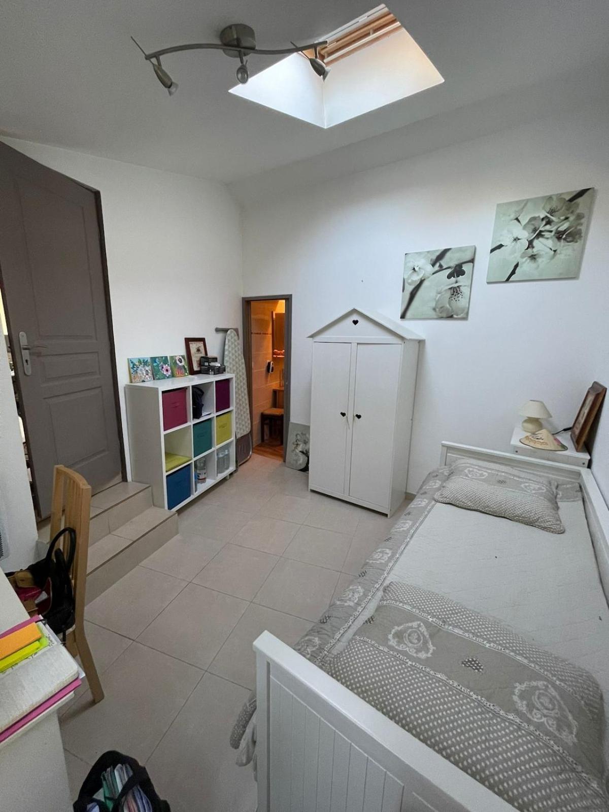 Maison Chaleureuse, Au Calme, Proche De Tout, Avec Piscine Privee
