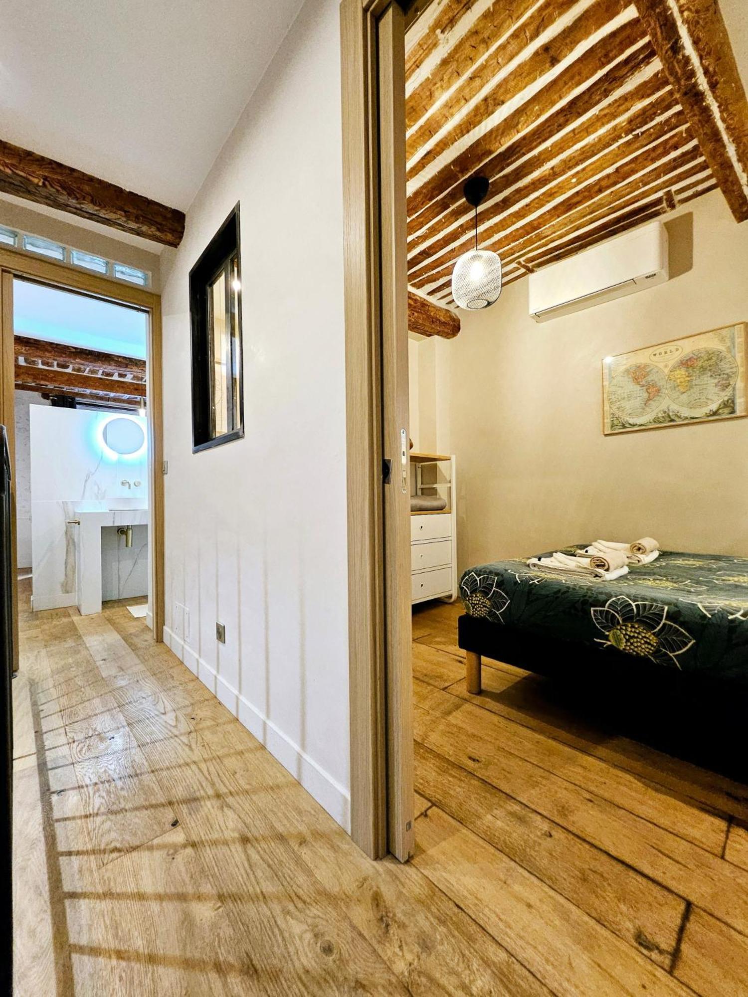 Casa de férias La Fourmiliere - Dans Le Vieil