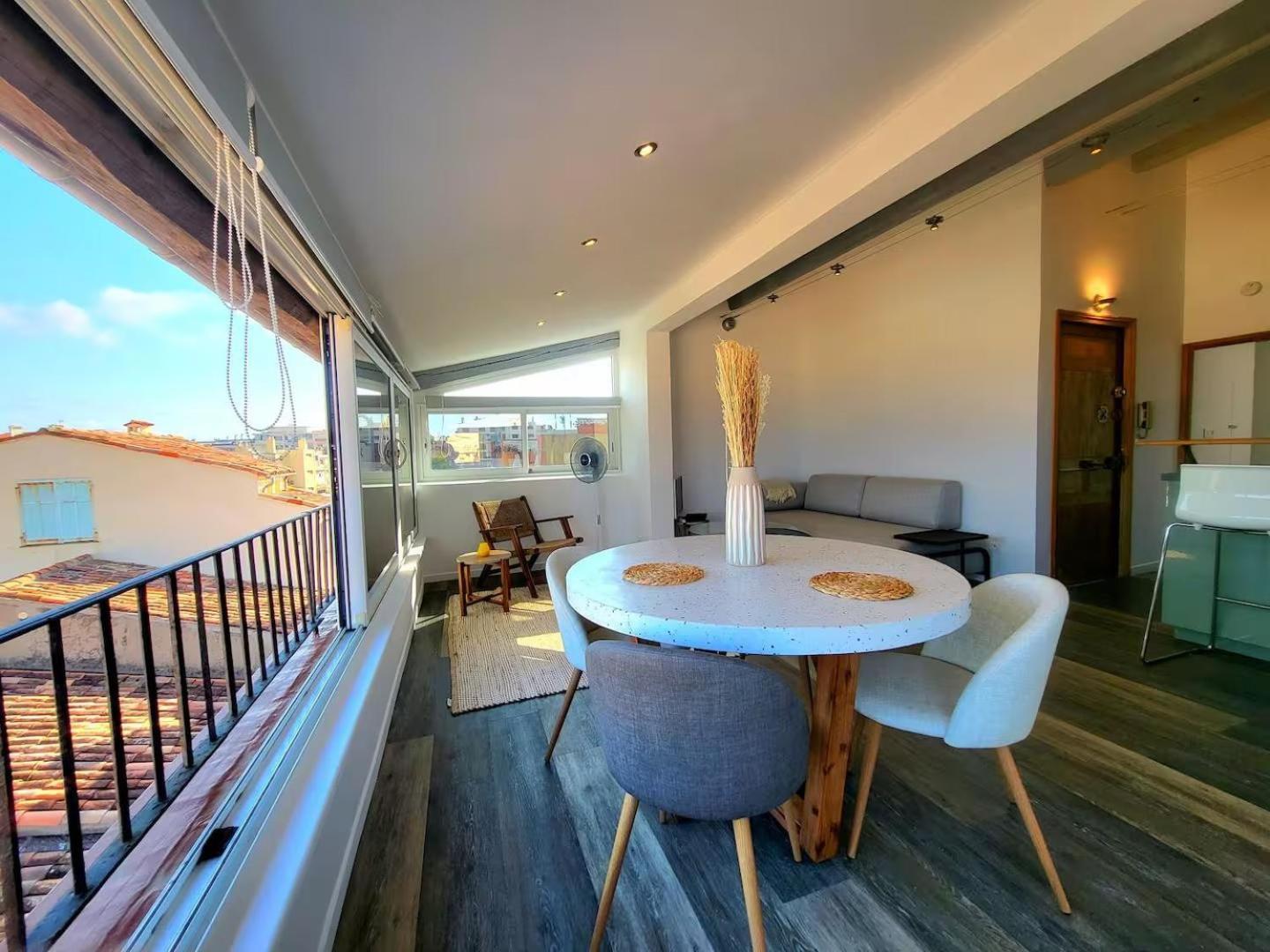 Le Castelet Ensoleille - Viel Magnifique Vue Apartment