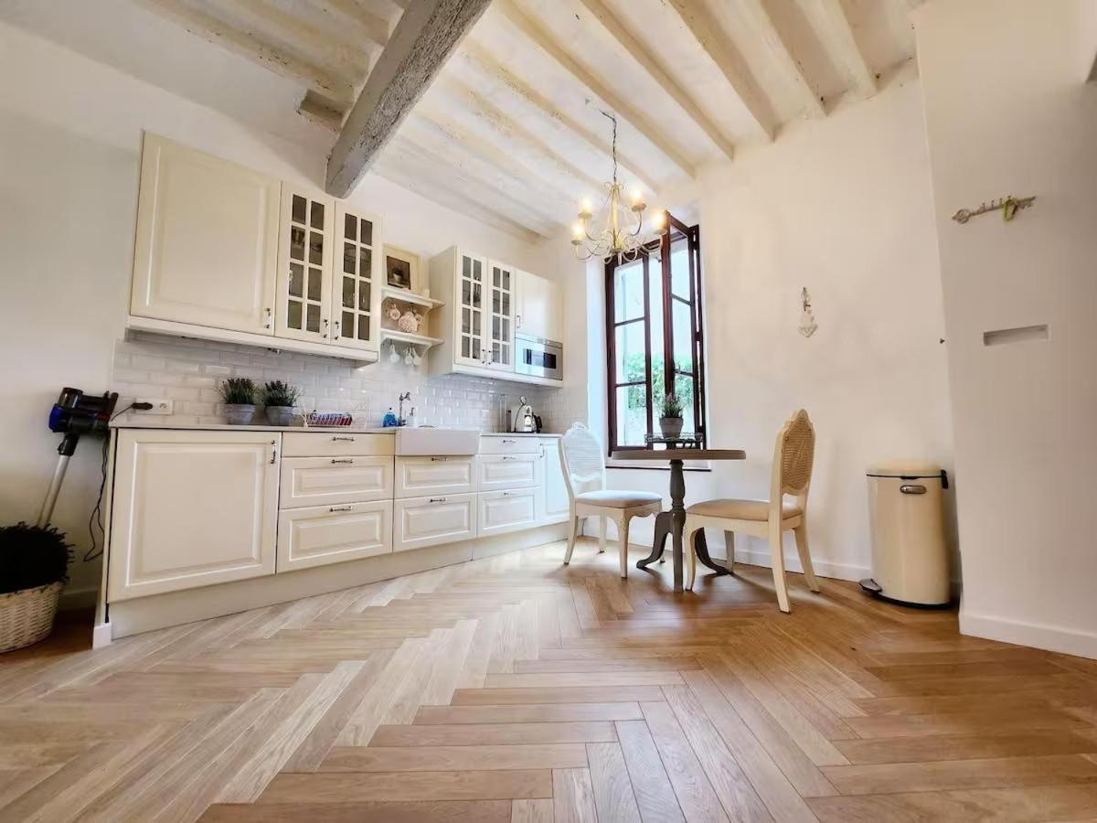 Apartment La Tour Antiboise - Dans Le Vieil