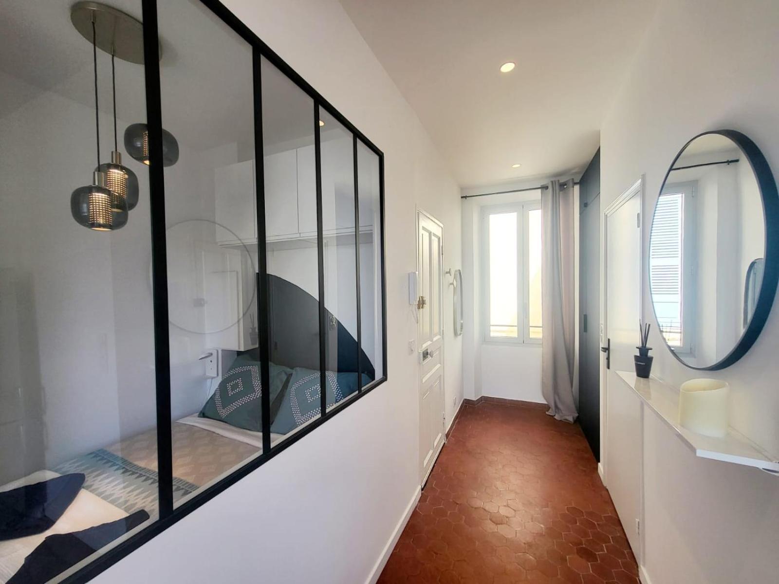 Apartment L'isnard 2 - T2 Climatise Dans Le Vieil Antibes