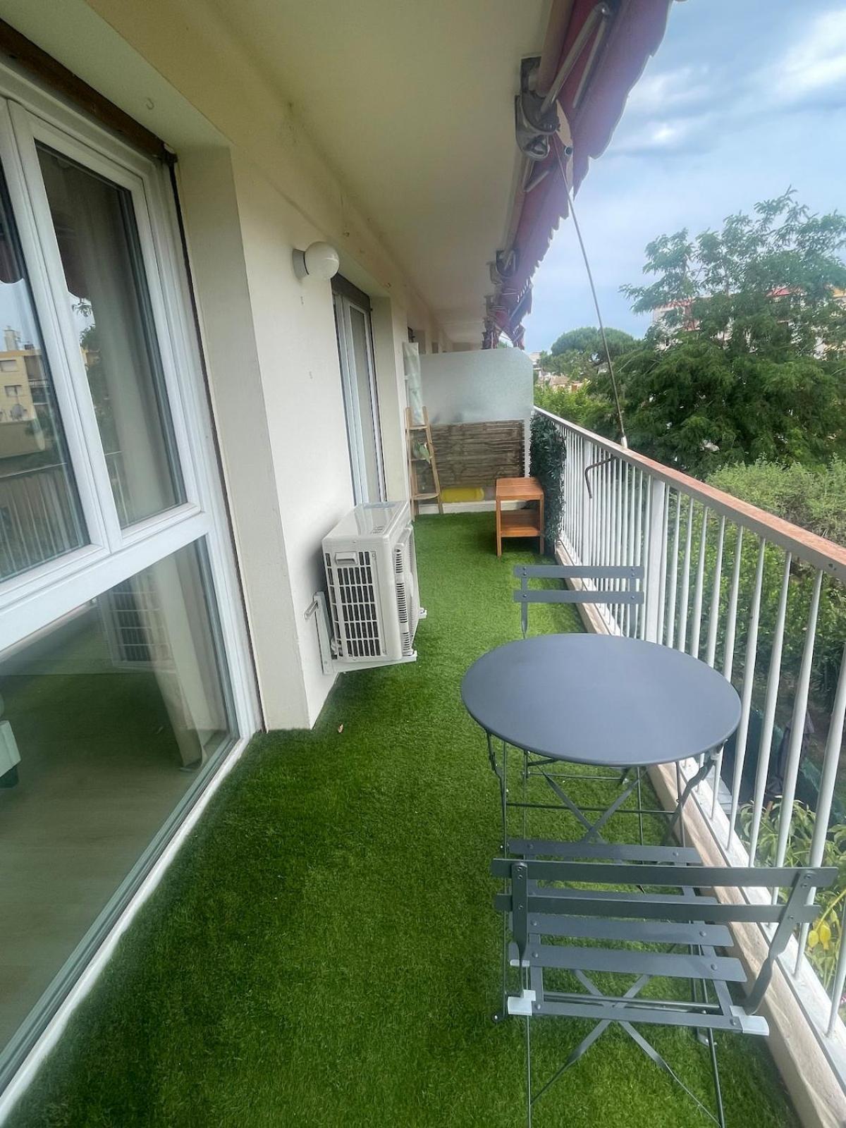Joli 3 Pièces Climatisé Parking Proche Des Plages Apartment
