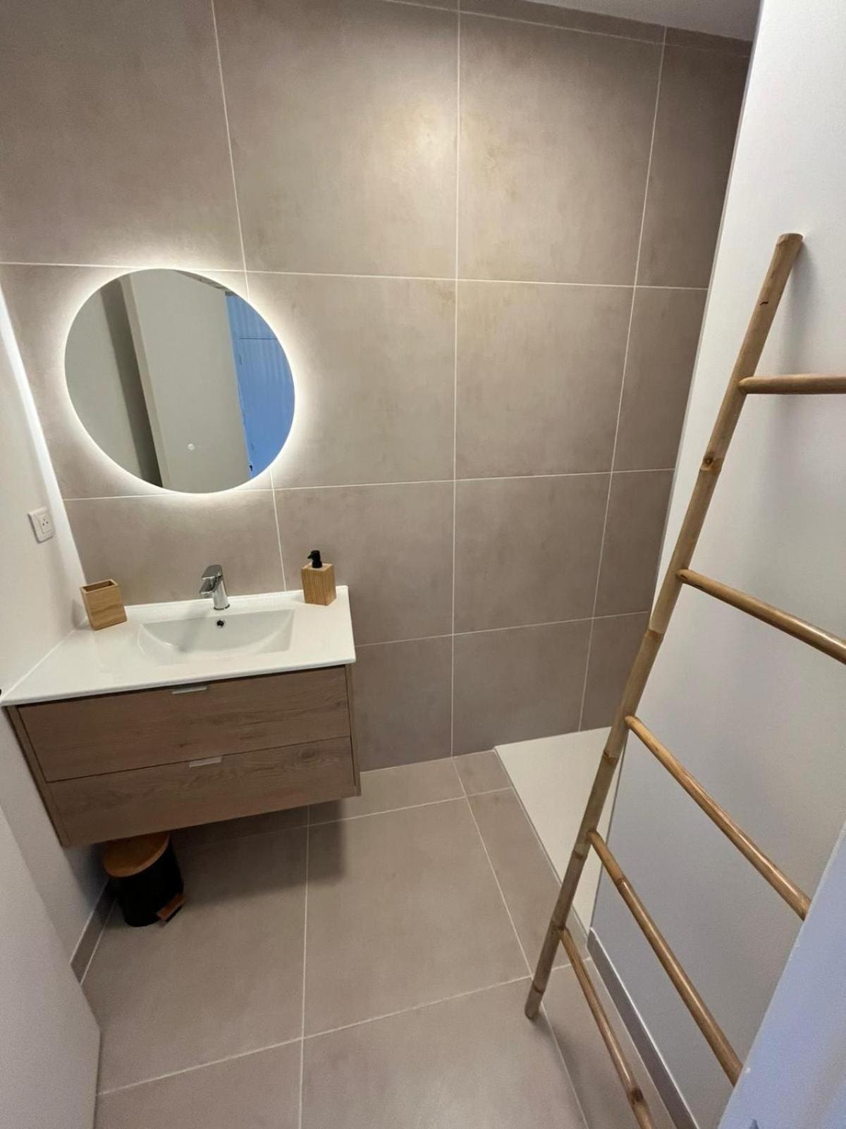 L'Imperial - Appartement 2 Pieces Proche Plages - Juan Les Pins Apartment *