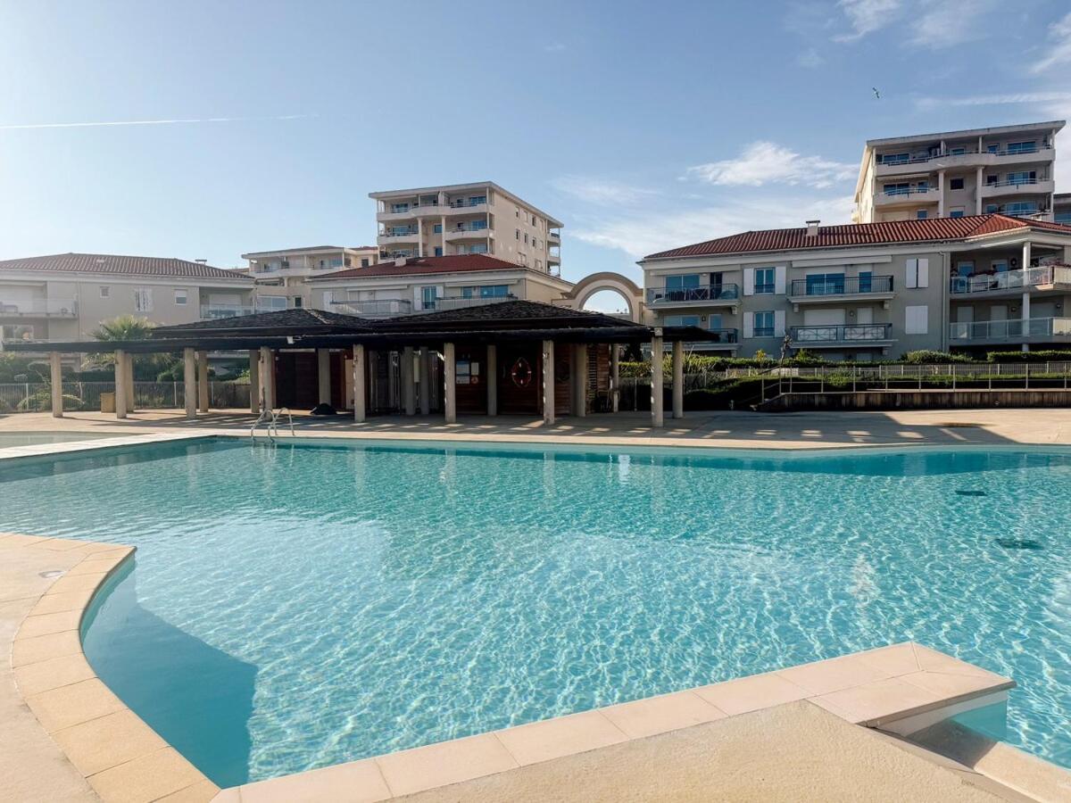 Spacious Seaside With Garden & Sea-view Apartment Antibes