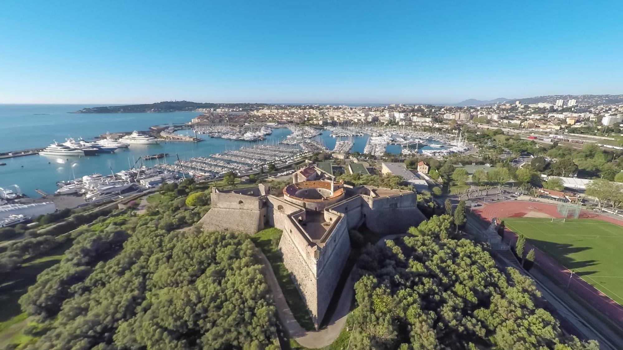 2 Persons - Clim - Hypercenter - 2Mins Of Beach - Juan Les Pins - Beach And Sun Apartment *