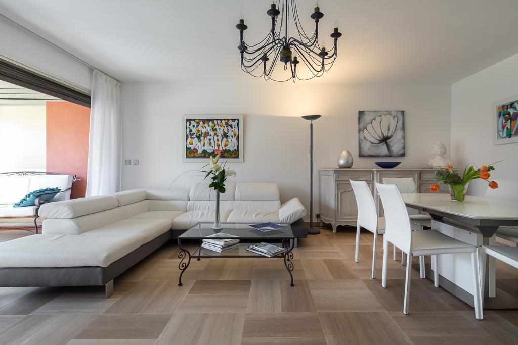 Les Jardins Du Cap Apartment
