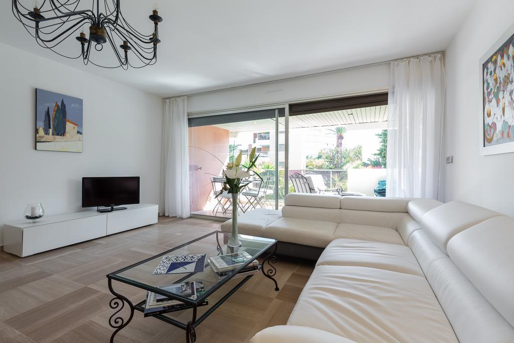 Apartment Les Jardins Du Cap Antibes