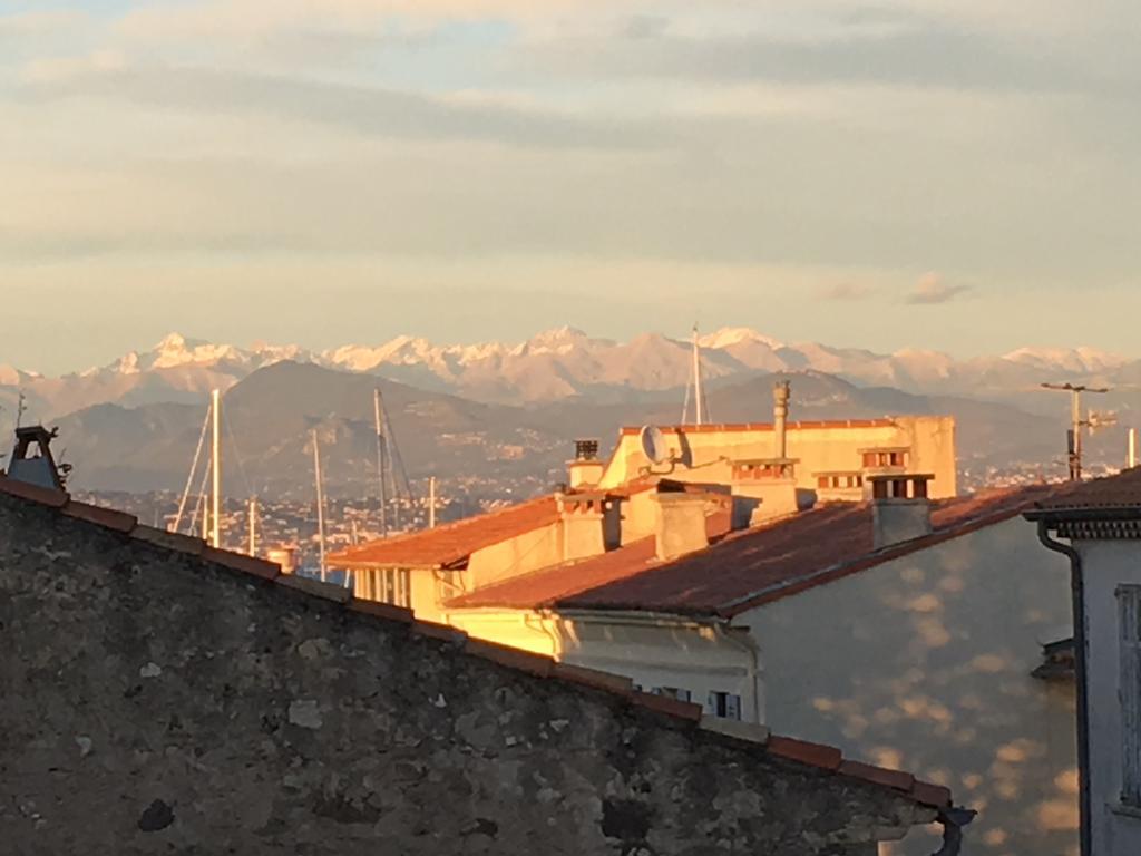 Apartment Light Filled Penthouse In Old Antibes. Heart Of The Riviera Antibes