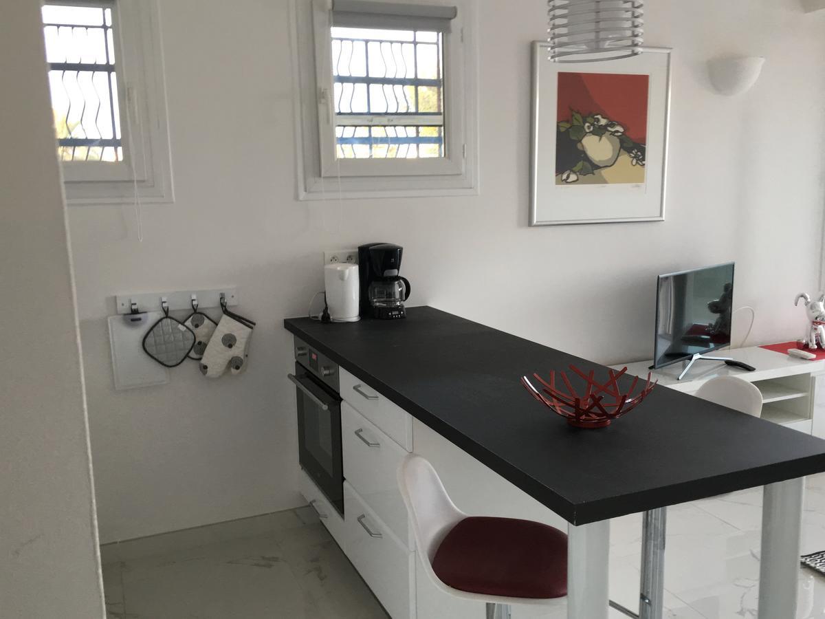 Superior On First Floor With Sea View Antibes