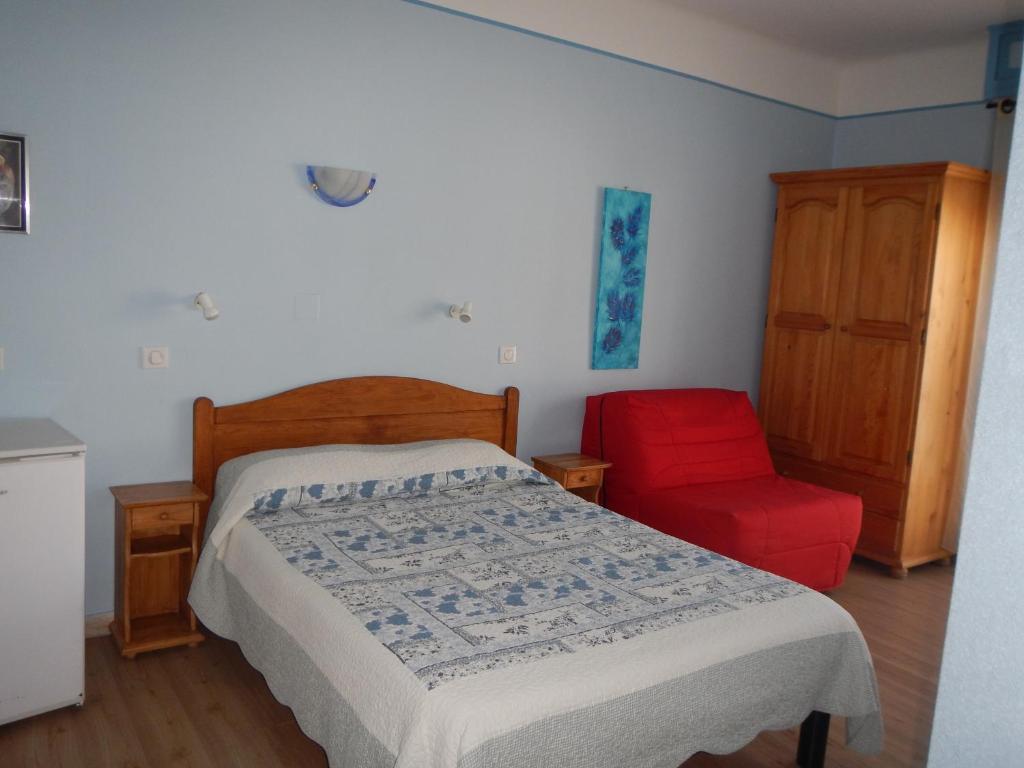 Ideal Hotel
