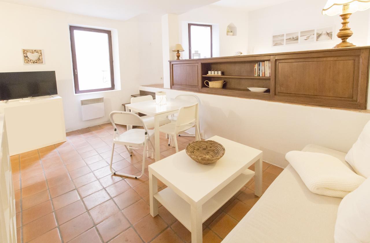 Maisonnette Medievale By Icasamia * Antibes