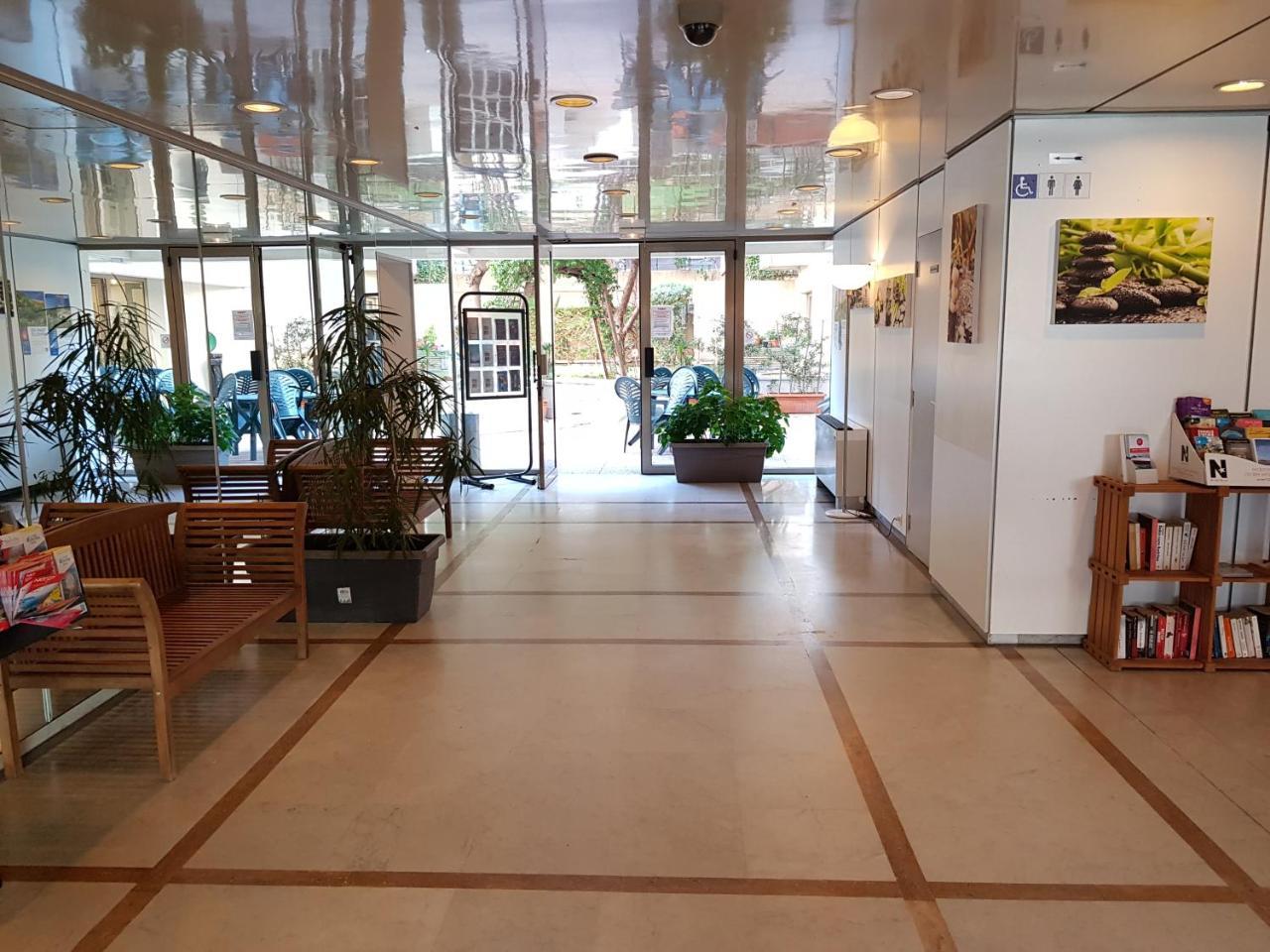 Aparthotel Couleurs Soleil, Juan Les Pins 3*