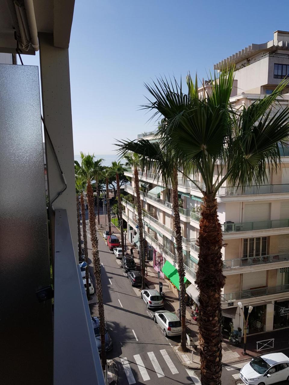 Couleurs Soleil, Juan Les Pins