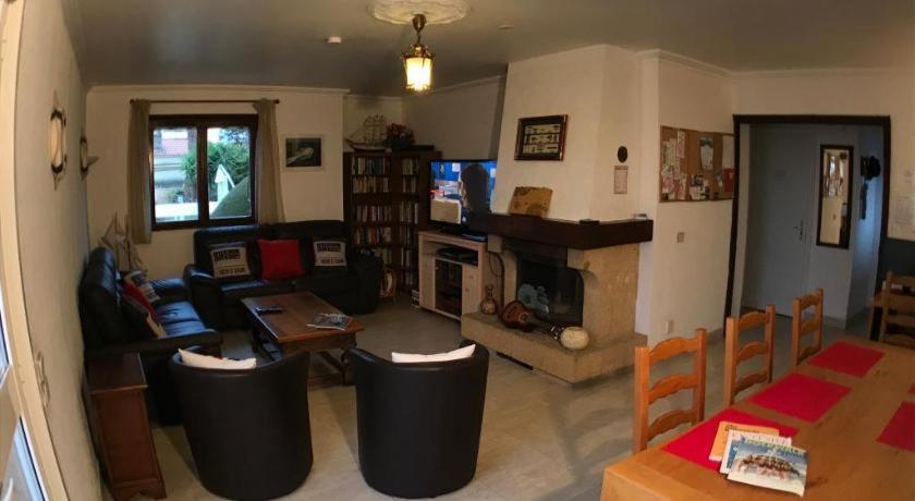 Debbie's Crew House * Antibes