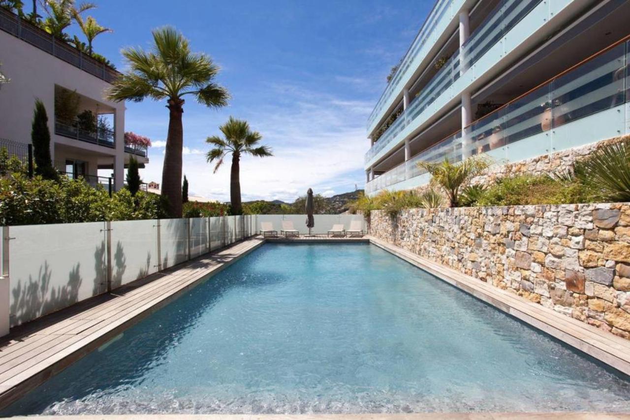 Apartment Outstanding Sea View Luxury Residential With Swimming Pool *