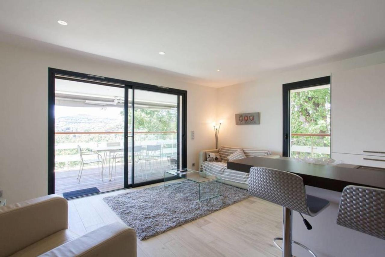 Apartment Outstanding Sea View Luxury Residential With Swimming Pool