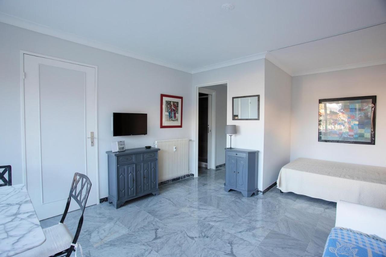 Residence Tamanaco Beach By Weekome Apartment