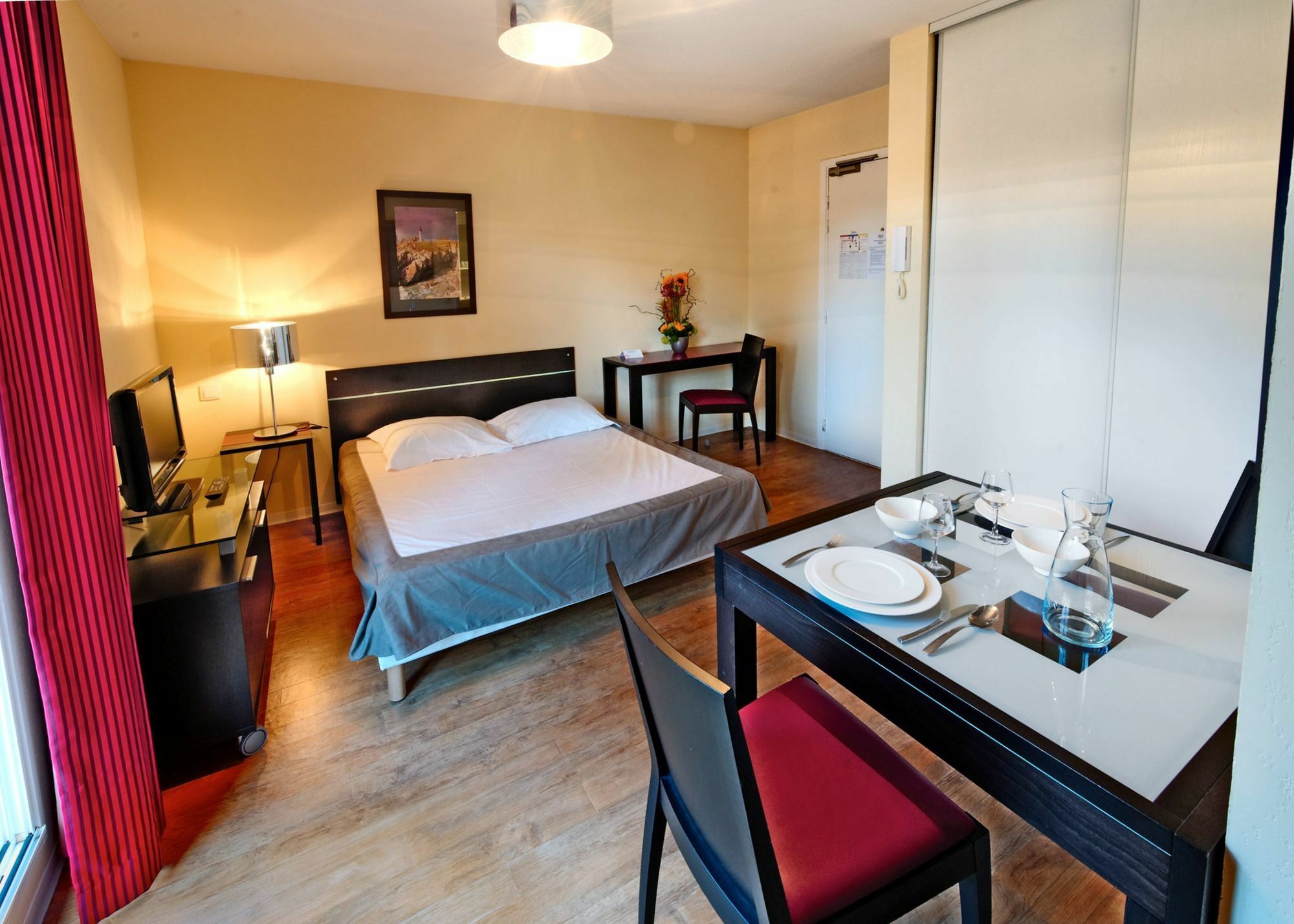 Odalys Olympe 3* Antibes