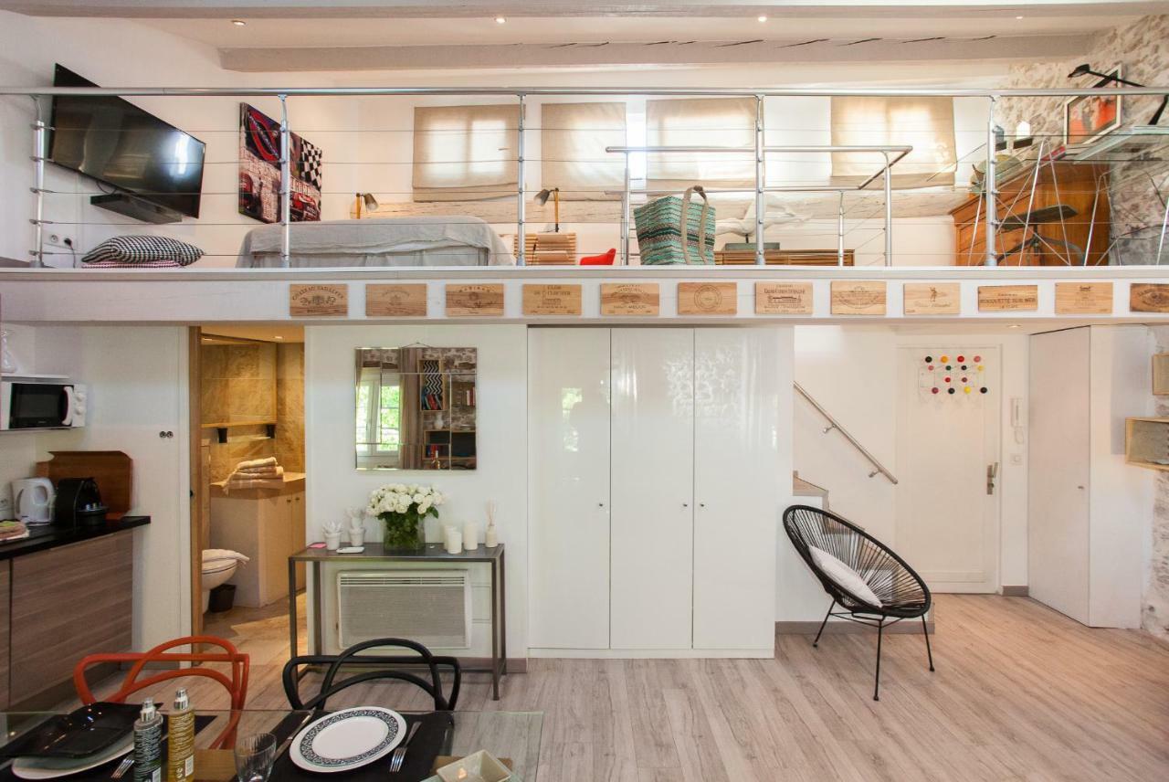 Superbe Loft Vieil Apartment Antibes