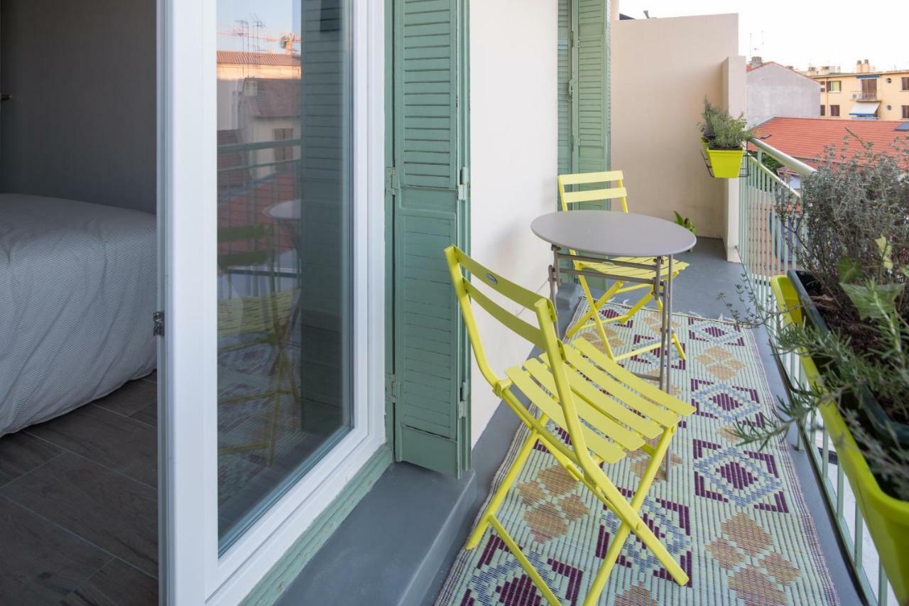 Yvisa Apartment