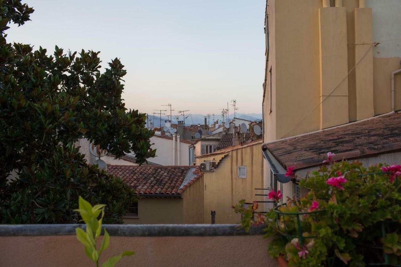Chateau Clemenceau Apartment Antibes