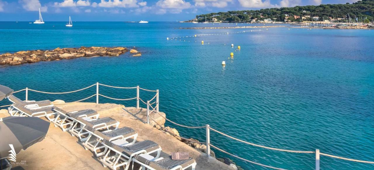 Appartement 2 Bedroom Funky In The Heart Of The Old Town Of Antibes