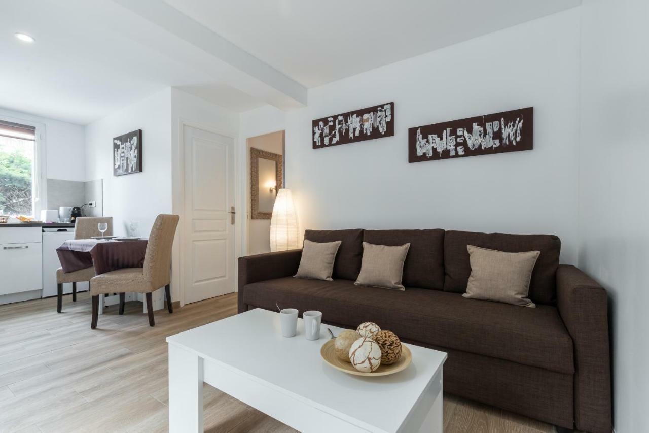 Sleep In City Center Apartment Antibes