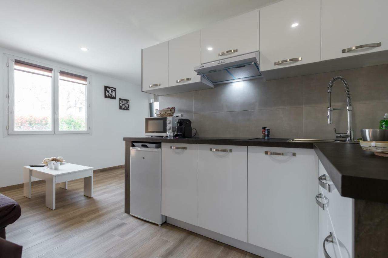 Sleep In City Center Apartment Antibes